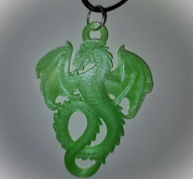 Zaļais spārnotā pūķa kulons