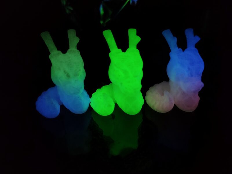 Mazais pūķītis ar riņķi 