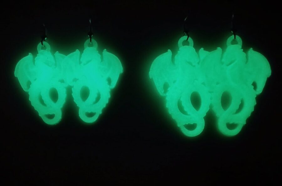 Gaišie spārnotā pūķa auskari