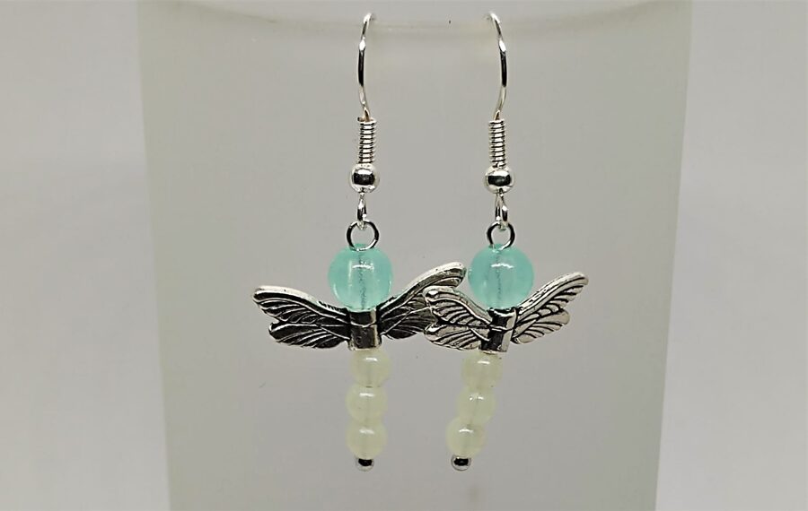 Gaiši zilā spārīte