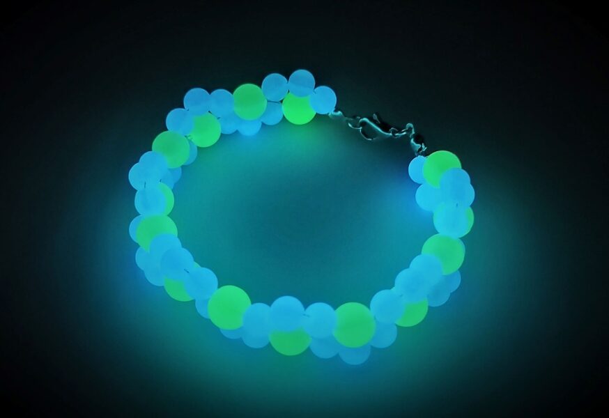 Zili zaļā rokassprādze