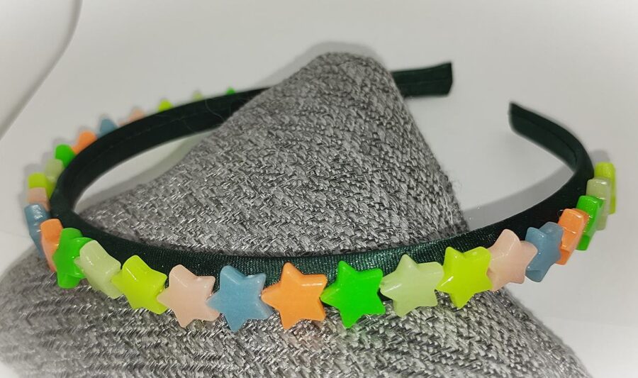 Krāsaino zvaigznīšu stīpiņa