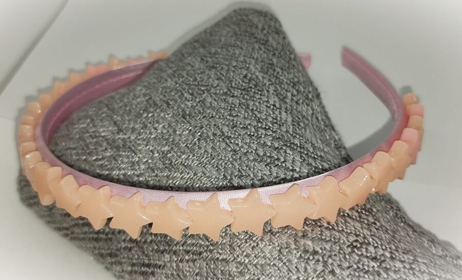 Rozā zvaigznīšu stīpiņa