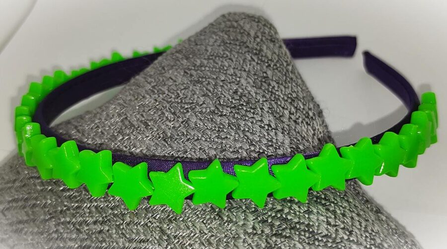 Zaļo zvaigznīšu stīpiņa