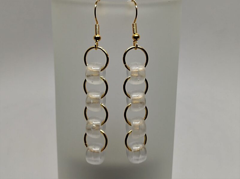 Rindas riņķīšu auskari zelta krāsā 